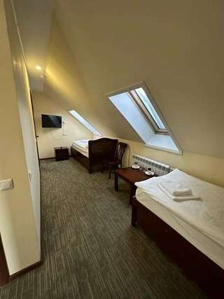 Гостиница Гринберг Шерегеш Стандарт Мансарда twn-1